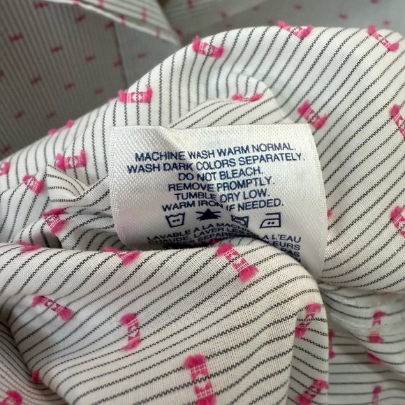 The Outfitters by Lands End women's blouse NWOT size 16. - Picture 5 of 5